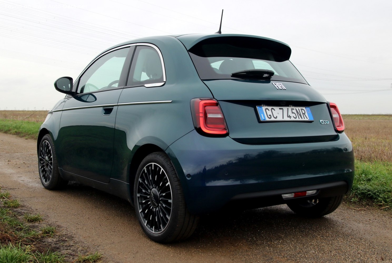 Fiat 500e запас хода